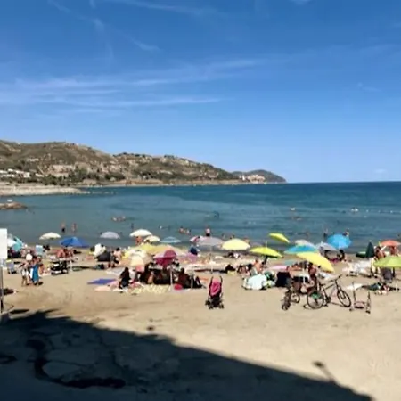 Vista Mare Mozzafiato Con Piscina, Campi Da Tennis * Costarainera